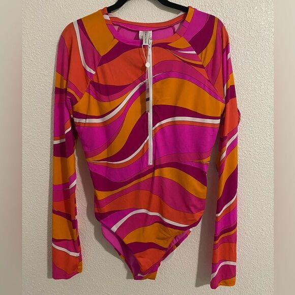 NWT- Trina Turk- RIO ZIP-UP PADDLE SUIT- Pink and Orange Size XL - Picture 1 of 9
